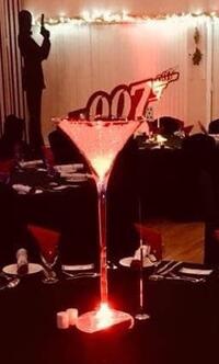 007 Centrepiece